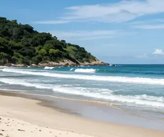 Descubra a Praia dos Molhes: Um Paraíso no Rio Grande do Sul